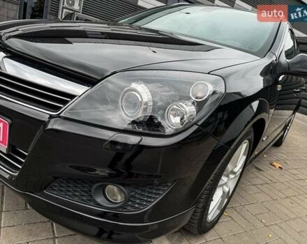 Черный Опель Астра, объемом двигателя 1.6 л и пробегом 152 тыс. км за 7200 $, фото 12 на Automoto.ua