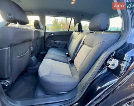 Опель Астра 2010 в Дубно на Automoto.ua Черный Опель Астра, объемом двигателя 1.6 л и пробегом 218 тыс. км за 5700 $, фото 58 на Automoto.ua