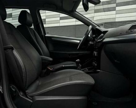 Черный Опель Астра, объемом двигателя 1.6 л и пробегом 152 тыс. км за 7200 $, фото 46 на Automoto.ua