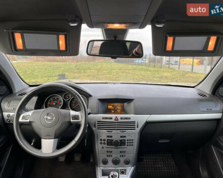 Чорний Опель Астра, об'ємом двигуна 1.7 л та пробігом 230 тис. км за 5650 $, фото 12 на Automoto.ua