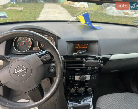 Чорний Опель Астра, об'ємом двигуна 1.6 л та пробігом 319 тис. км за 5200 $, фото 5 на Automoto.ua