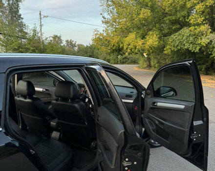 Опель Астра 2010 в Полтаве на Automoto.ua Черный Опель Астра, объемом двигателя 1.6 л и пробегом 260 тыс. км за 6500 $, фото 20 на Automoto.ua