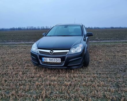 Опель Астра 2010 в Черкассах на Automoto.ua Черный Опель Астра, объемом двигателя 1.7 л и пробегом 300 тыс. км за 5400 $, фото 5 на Automoto.ua