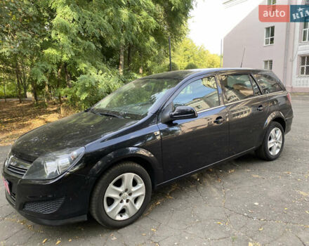 Черный Опель Астра, объемом двигателя 1.6 л и пробегом 200 тыс. км за 6400 $, фото 13 на Automoto.ua