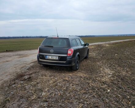 Опель Астра 2010 в Черкассах на Automoto.ua Черный Опель Астра, объемом двигателя 1.7 л и пробегом 300 тыс. км за 5400 $, фото 4 на Automoto.ua