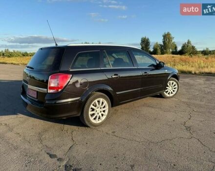 Черный Опель Астра, объемом двигателя 1.6 л и пробегом 175 тыс. км за 6300 $, фото 9 на Automoto.ua