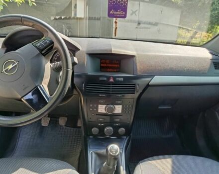 Чорний Опель Астра, об'ємом двигуна 0 л та пробігом 186 тис. км за 5500 $, фото 9 на Automoto.ua