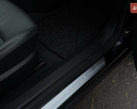 Черный Опель Астра, объемом двигателя 1.6 л и пробегом 205 тыс. км за 6150 $, фото 45 на Automoto.ua