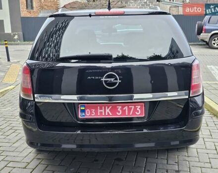 Чорний Опель Астра, об'ємом двигуна 1.6 л та пробігом 240 тис. км за 6290 $, фото 1 на Automoto.ua