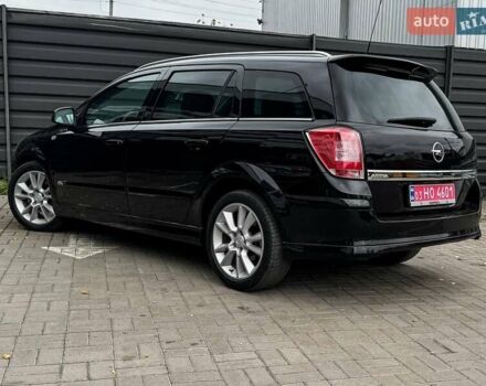 Черный Опель Астра, объемом двигателя 1.6 л и пробегом 152 тыс. км за 7200 $, фото 40 на Automoto.ua