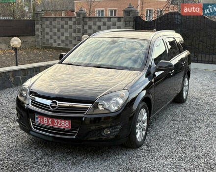 Черный Опель Астра, объемом двигателя 1.6 л и пробегом 252 тыс. км за 6400 $, фото 3 на Automoto.ua