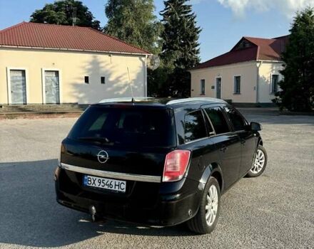 Черный Опель Астра, объемом двигателя 1.8 л и пробегом 255 тыс. км за 6100 $, фото 2 на Automoto.ua