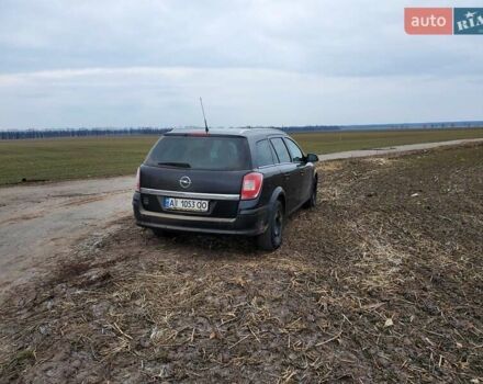 Черный Опель Астра, объемом двигателя 1.7 л и пробегом 300 тыс. км за 6200 $, фото 5 на Automoto.ua