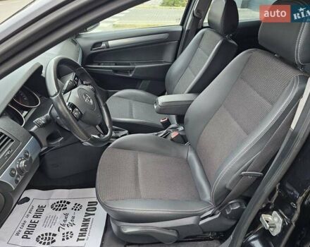 Чорний Опель Астра, об'ємом двигуна 1.6 л та пробігом 240 тис. км за 6290 $, фото 9 на Automoto.ua