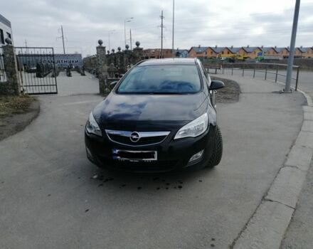 Опель Астра 2010 в Виннице на Automoto.ua Черный Опель Астра, объемом двигателя 1.7 л и пробегом 249 тыс. км за 6500 $, фото 2 на Automoto.ua