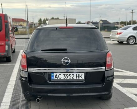 Опель Астра 2010 в Луцке на Automoto.ua Черный Опель Астра, объемом двигателя 1.6 л и пробегом 273 тыс. км за 4600 $, фото 4 на Automoto.ua