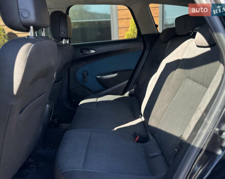 Черный Опель Астра, объемом двигателя 1.36 л и пробегом 250 тыс. км за 6200 $, фото 44 на Automoto.ua