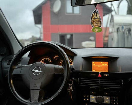 Чорний Опель Астра, об'ємом двигуна 1.6 л та пробігом 219 тис. км за 6200 $, фото 10 на Automoto.ua