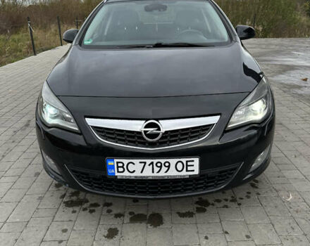 Черный Опель Астра, объемом двигателя 2 л и пробегом 230 тыс. км за 8500 $, фото 4 на Automoto.ua