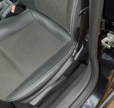 Черный Опель Астра, объемом двигателя 1.69 л и пробегом 252 тыс. км за 5600 $, фото 2 на Automoto.ua