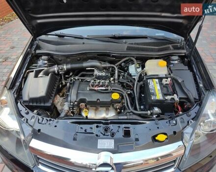 Чорний Опель Астра, об'ємом двигуна 1.4 л та пробігом 215 тис. км за 5900 $, фото 22 на Automoto.ua