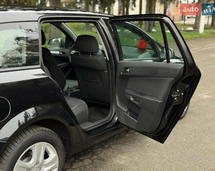 Черный Опель Астра, объемом двигателя 1.6 л и пробегом 228 тыс. км за 5750 $, фото 19 на Automoto.ua