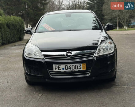 Черный Опель Астра, объемом двигателя 1.6 л и пробегом 228 тыс. км за 5750 $, фото 2 на Automoto.ua