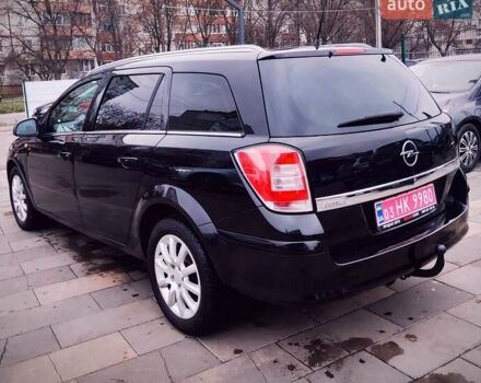Черный Опель Астра, объемом двигателя 1.6 л и пробегом 237 тыс. км за 5350 $, фото 4 на Automoto.ua