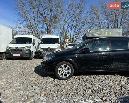 Черный Опель Астра, объемом двигателя 1.7 л и пробегом 172 тыс. км за 5970 $, фото 5 на Automoto.ua