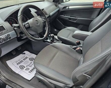 Чорний Опель Астра, об'ємом двигуна 1.6 л та пробігом 240 тис. км за 6290 $, фото 10 на Automoto.ua