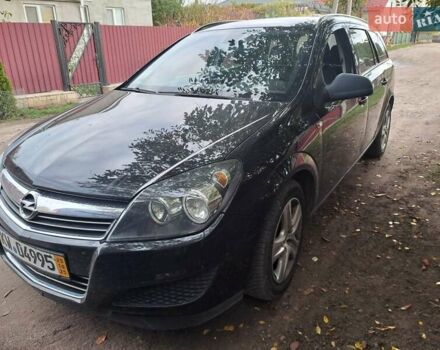 Черный Опель Астра, объемом двигателя 1.6 л и пробегом 209 тыс. км за 5100 $, фото 6 на Automoto.ua