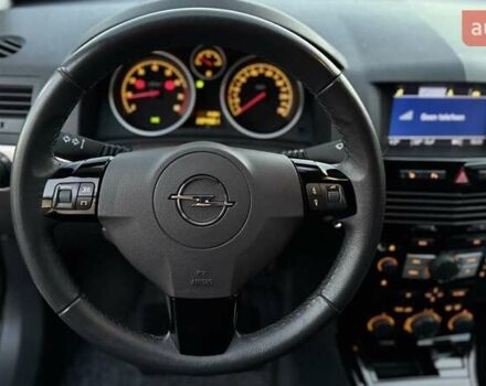 Черный Опель Астра, объемом двигателя 1.6 л и пробегом 205 тыс. км за 6150 $, фото 21 на Automoto.ua