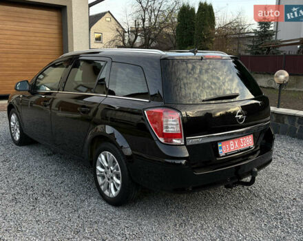 Черный Опель Астра, объемом двигателя 1.6 л и пробегом 252 тыс. км за 6400 $, фото 14 на Automoto.ua