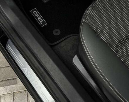 Черный Опель Астра, объемом двигателя 1.6 л и пробегом 152 тыс. км за 7200 $, фото 58 на Automoto.ua