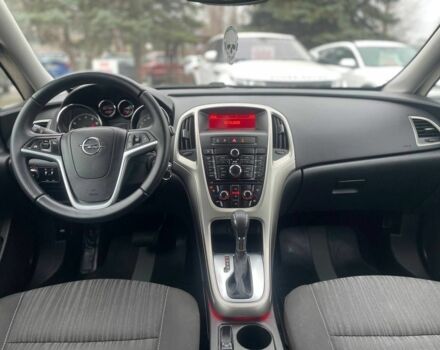 Черный Опель Астра, объемом двигателя 1.6 л и пробегом 172 тыс. км за 8600 $, фото 9 на Automoto.ua