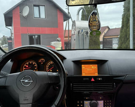 Чорний Опель Астра, об'ємом двигуна 1.6 л та пробігом 219 тис. км за 6200 $, фото 11 на Automoto.ua