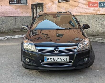 Опель Астра 2010 в Полтаве на Automoto.ua Черный Опель Астра, объемом двигателя 1.6 л и пробегом 226 тыс. км за 5600 $, фото 1 на Automoto.ua