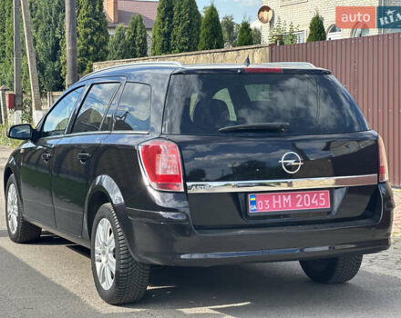 Черный Опель Астра, объемом двигателя 1.6 л и пробегом 195 тыс. км за 5900 $, фото 14 на Automoto.ua