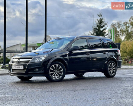 Опель Астра 2010 в Дубно на Automoto.ua Черный Опель Астра, объемом двигателя 1.6 л и пробегом 218 тыс. км за 5700 $, фото 4 на Automoto.ua