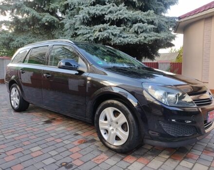 Черный Опель Астра, объемом двигателя 1.4 л и пробегом 215 тыс. км за 5900 $, фото 1 на Automoto.ua