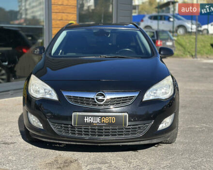 Черный Опель Астра, объемом двигателя 1.36 л и пробегом 250 тыс. км за 6200 $, фото 5 на Automoto.ua