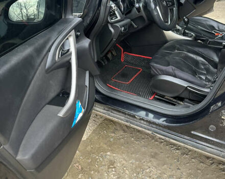 Черный Опель Астра, объемом двигателя 1.3 л и пробегом 264 тыс. км за 6500 $, фото 15 на Automoto.ua