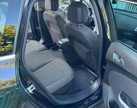 Чорний Опель Астра, об'ємом двигуна 1.6 л та пробігом 144 тис. км за 8300 $, фото 6 на Automoto.ua