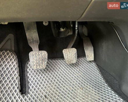 Черный Опель Астра, объемом двигателя 1.25 л и пробегом 243 тыс. км за 8150 $, фото 9 на Automoto.ua