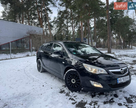 Черный Опель Астра, объемом двигателя 1.6 л и пробегом 182 тыс. км за 8100 $, фото 4 на Automoto.ua