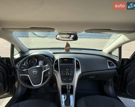 Опель Астра 2011 в Киеве на Automoto.ua Черный Опель Астра, объемом двигателя 1.4 л и пробегом 192 тыс. км за 7000 $, фото 14 на Automoto.ua