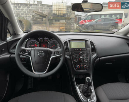 Черный Опель Астра, объемом двигателя 1.4 л и пробегом 225 тыс. км за 6350 $, фото 24 на Automoto.ua