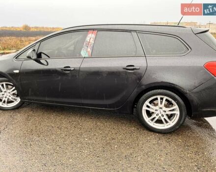 Черный Опель Астра, объемом двигателя 1.7 л и пробегом 252 тыс. км за 6850 $, фото 7 на Automoto.ua