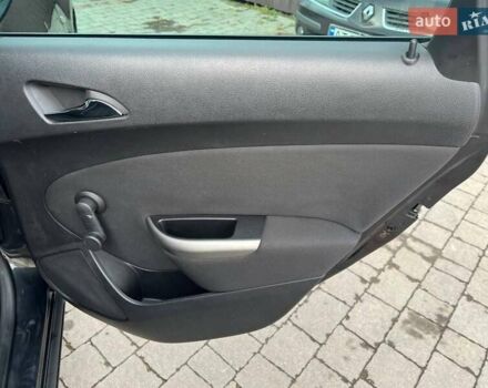 Чорний Опель Астра, об'ємом двигуна 1.69 л та пробігом 293 тис. км за 7000 $, фото 5 на Automoto.ua