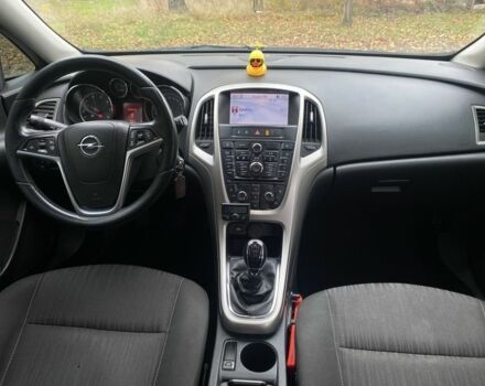 Черный Опель Астра, объемом двигателя 1.2 л и пробегом 310 тыс. км за 6800 $, фото 7 на Automoto.ua